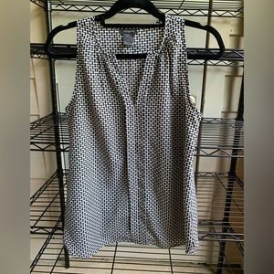 Ann Taylor Geo Mixed Media Pleat Front Top black & white v-neck blouse size S
